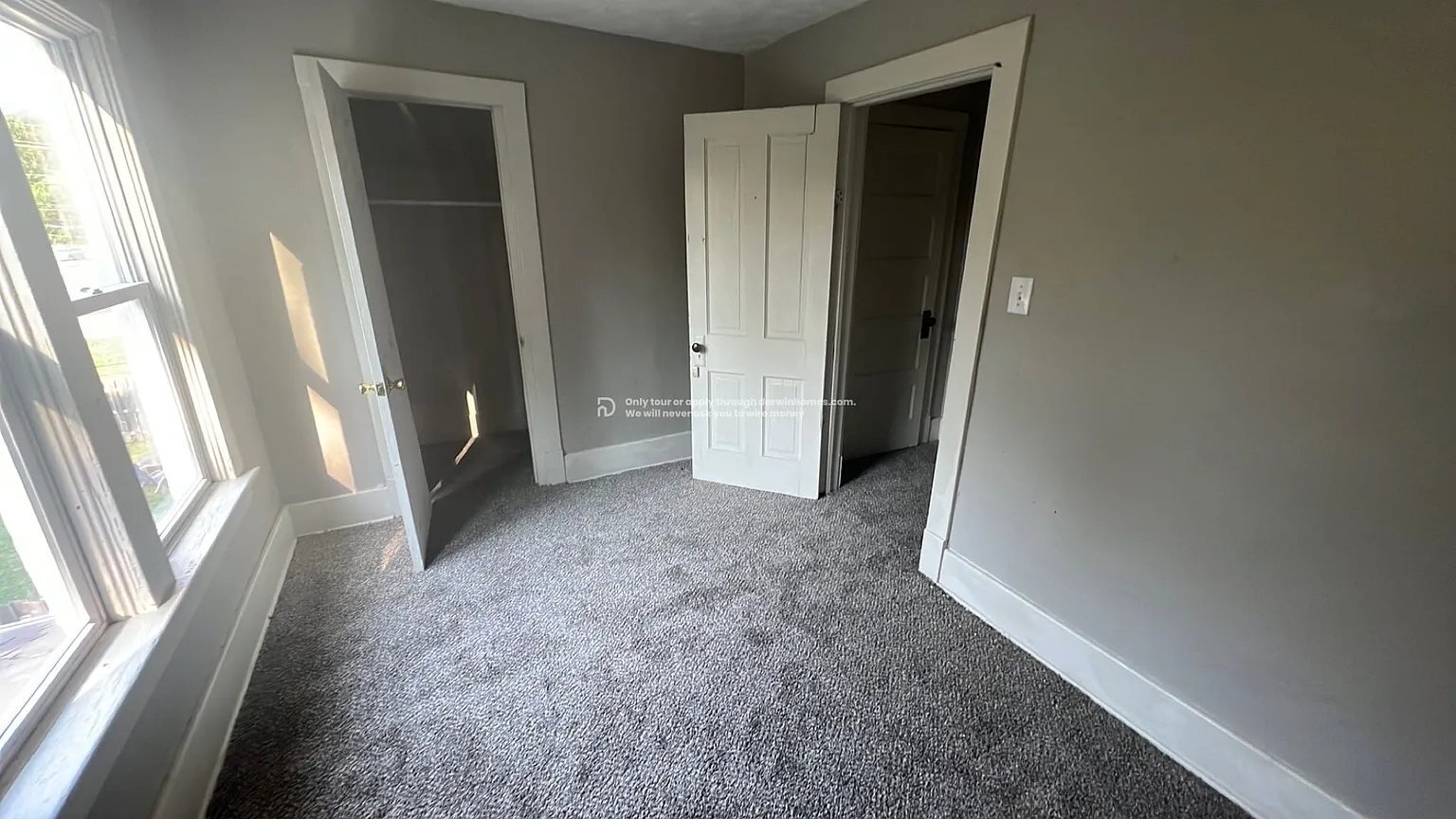 Building Photo - 2907 Bristol St