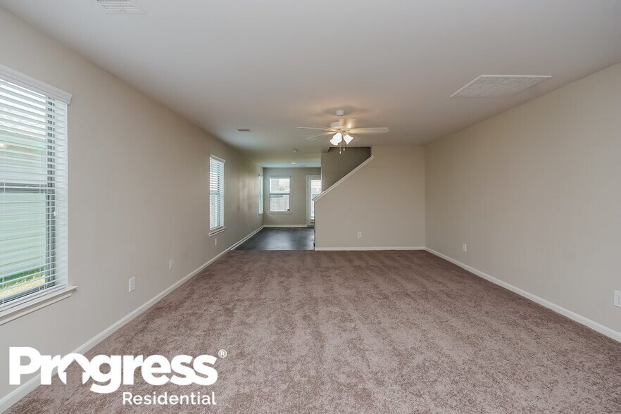 Building Photo - 20730 Dickinson Manor Ln