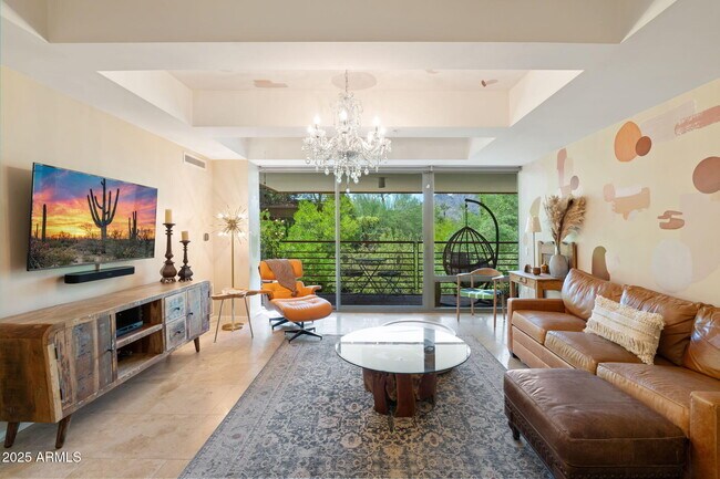 Building Photo - 7121 E Rancho Vista Dr