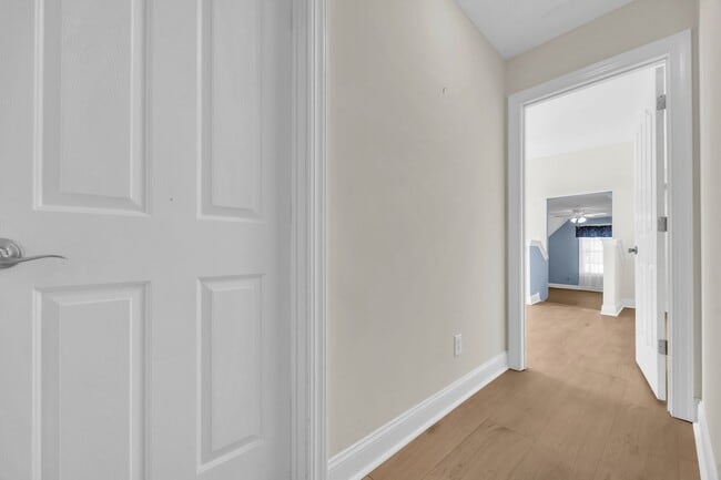 Building Photo - 631 Cottage Oaks Cir