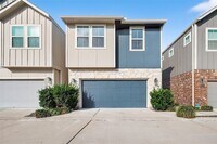 Building Photo - 9816 Magnolia Village Ln