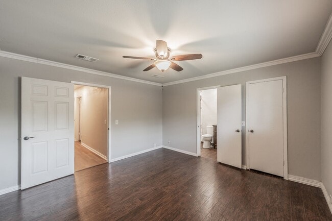 Building Photo - 2890 Elsinor Dr