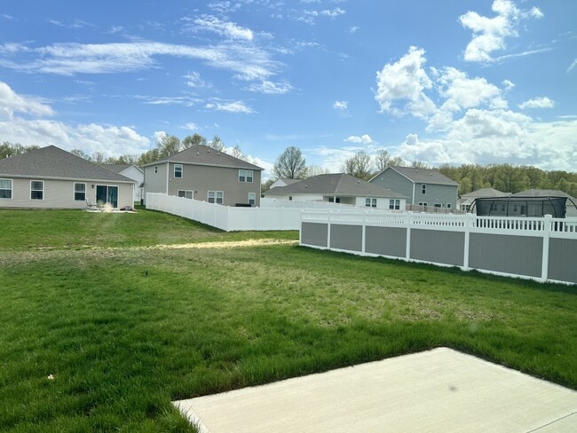 Building Photo - 4161 Bradley Dr