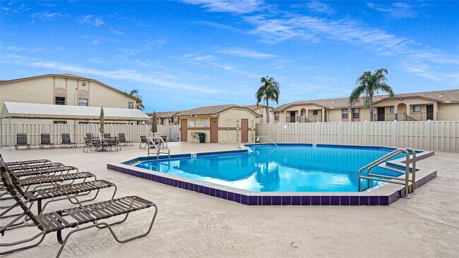 Building Photo - 9466 Boca Cove Cir