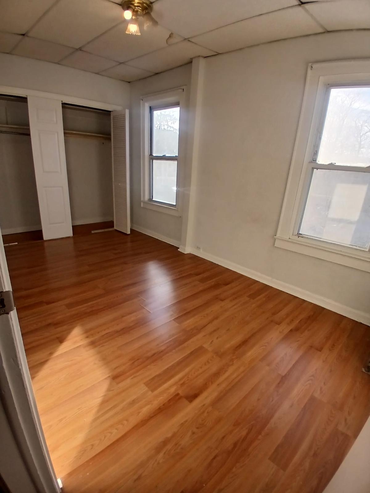 Building Photo - 486 21st Ave