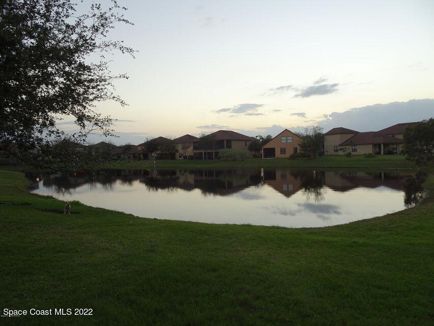Lake View - 1080 Cayman Dr