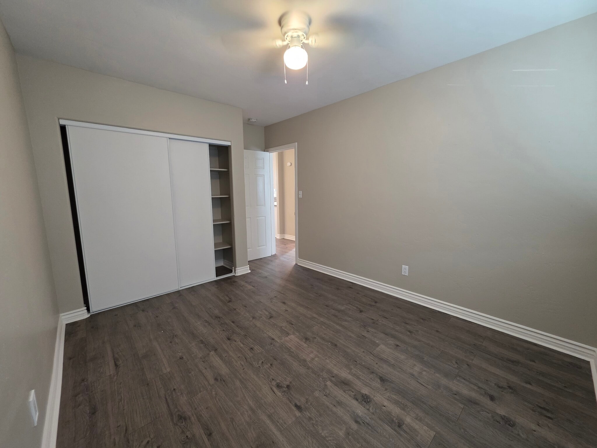 Building Photo - 2404 Morningside St