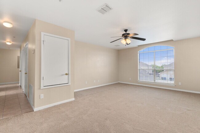 Building Photo - 3119 Douglas Fir Dr