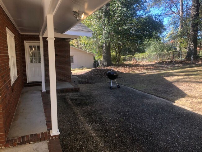 Building Photo - 4113 Acacia Dr