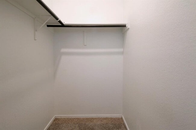 Building Photo - 14301 Sandrock Bnd