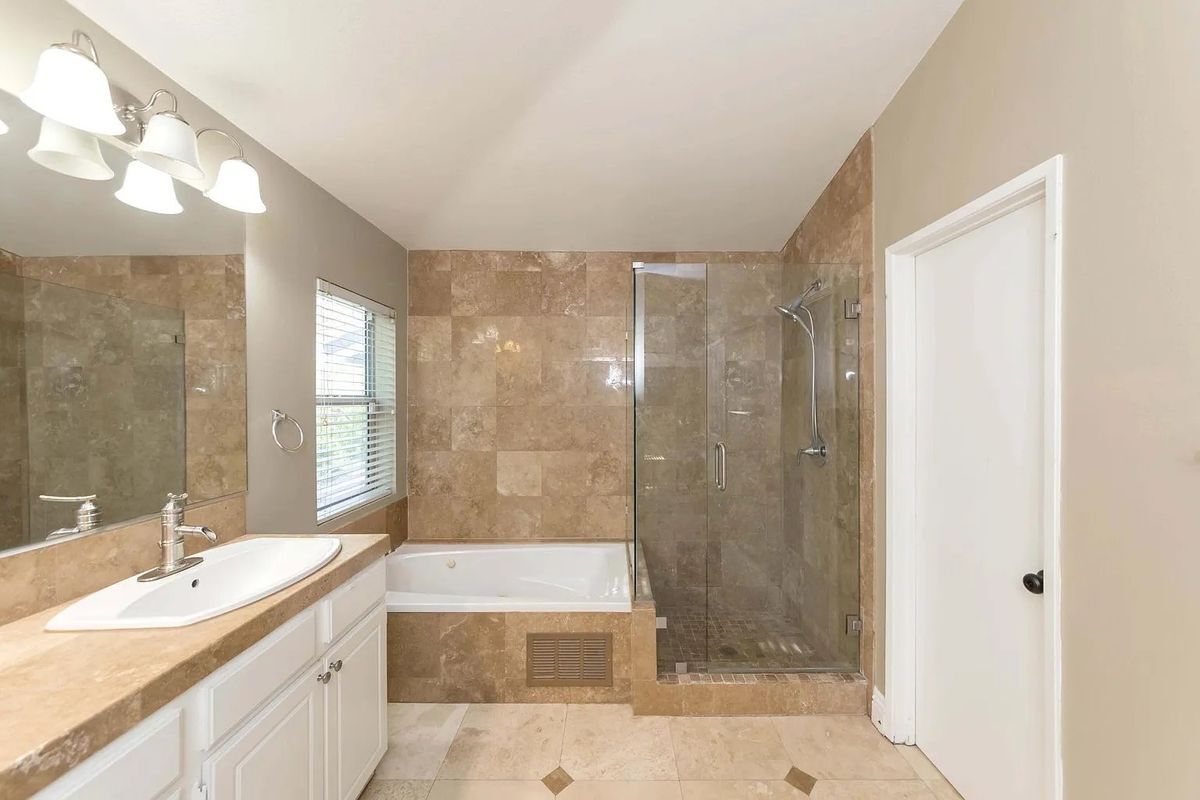 Building Photo - 8704 E Wiley Way