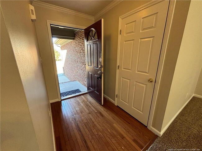 Building Photo - 543 Killeen Rd