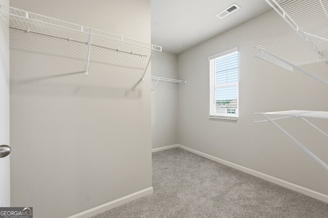 Building Photo - 6615 Bluffview Dr