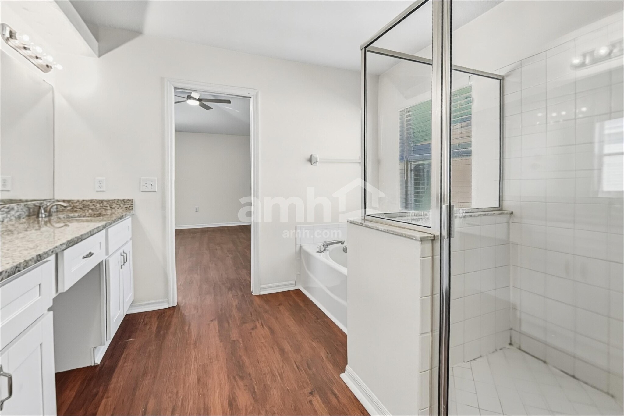Building Photo - 1443 Baythorn Dr