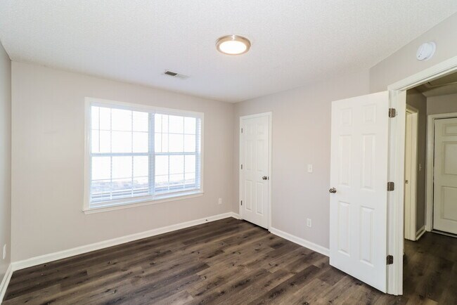 Building Photo - 9168 Acadia Pl