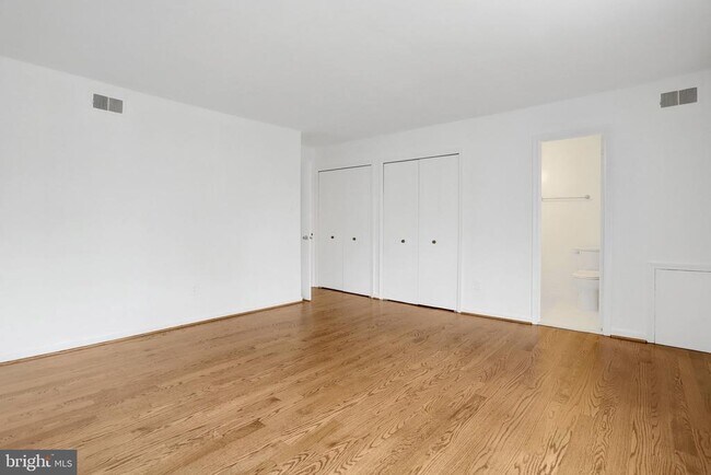 Building Photo - 2225 N Tuckahoe St