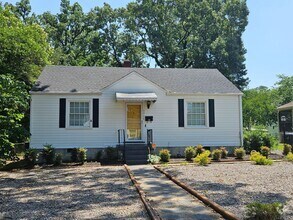 Building Photo - Available Now! 3BR/2BA Home In West End - ...