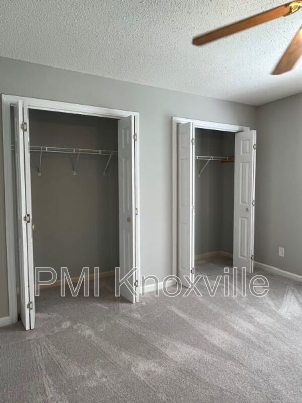 Building Photo - 1504 Randall Park Dr