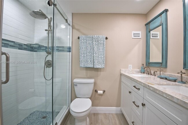 Building Photo - 3505 S Ocean Dr