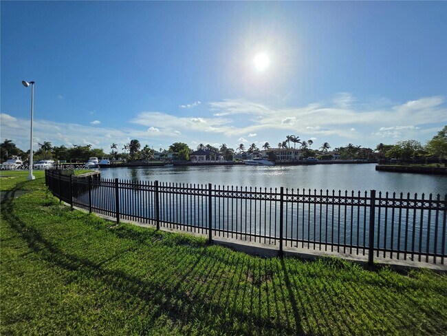 Building Photo - 601 Three Islands Boulevard