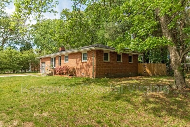 Building Photo - 604 Big Bethel Rd