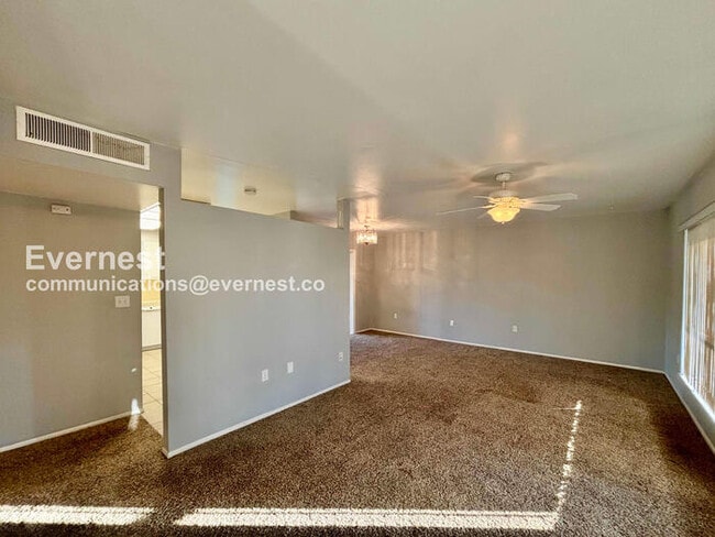 Building Photo - 28848 Del Monte Dr