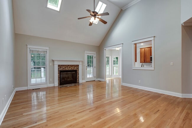 Building Photo - 115 Oligi Ln