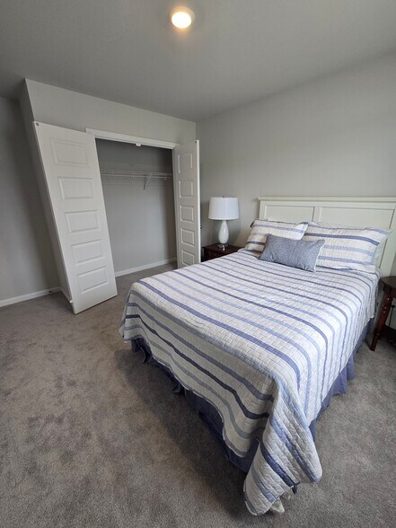 Building Photo - 175 Saltgrass Way