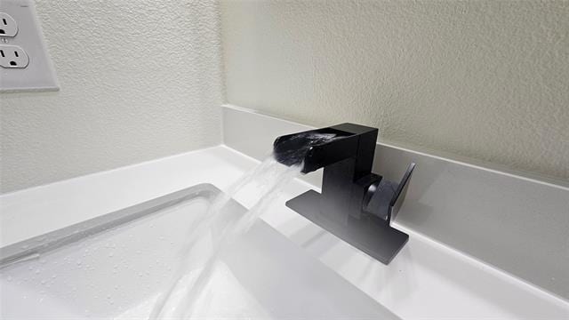 Building Photo - 3817 Yellowstone Pl