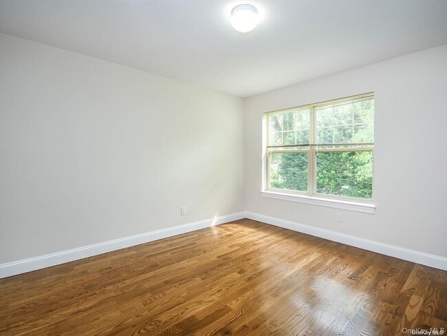 Building Photo - 28 Dunes Ln