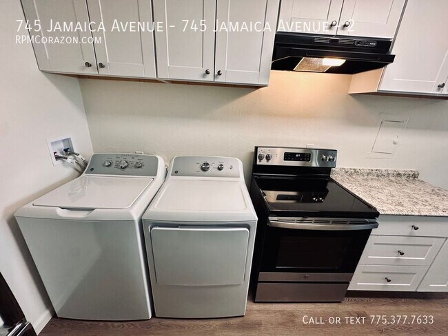 Building Photo - 745 Jamaica Ave