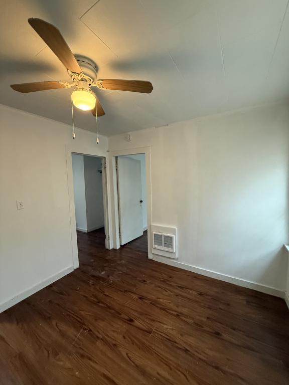 Building Photo - 410 12th Ave