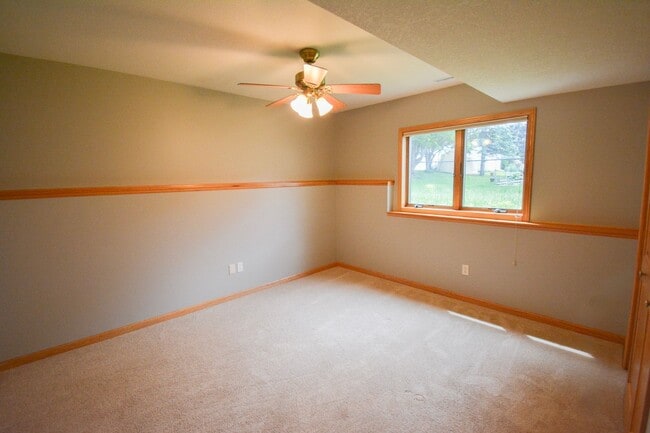 Building Photo - Bamber Ridge 4br home with fenced yard!