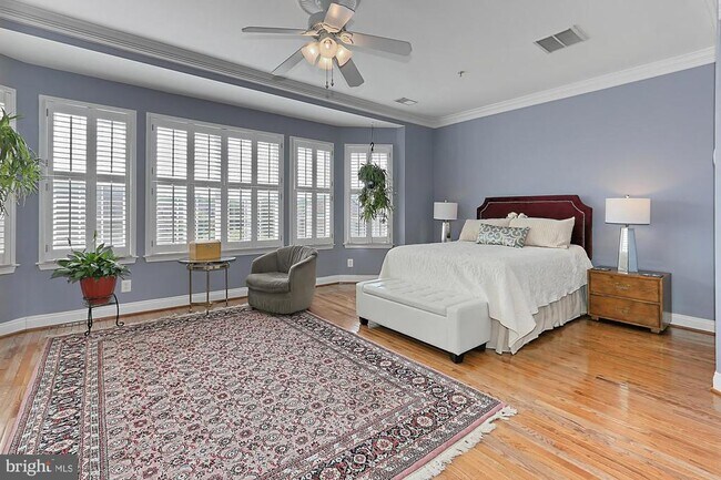 Building Photo - 43780 Ballybunion Terrace