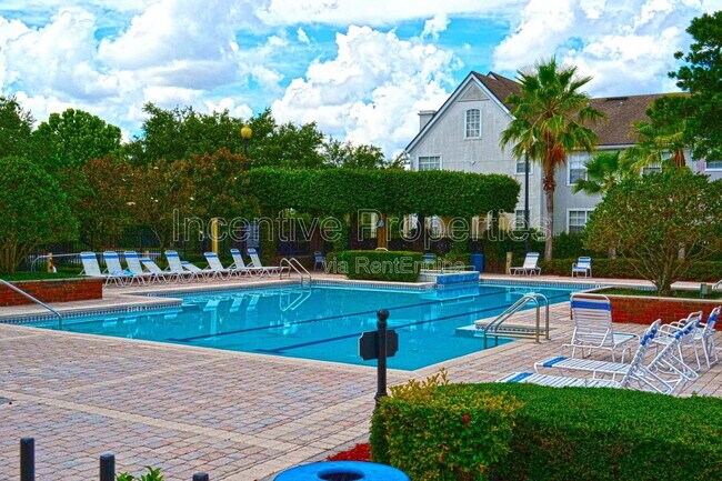 Building Photo - 3281 Soho St