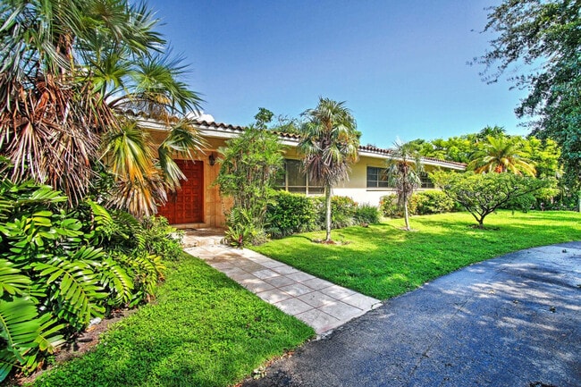 Building Photo - 7545 SW 124th St