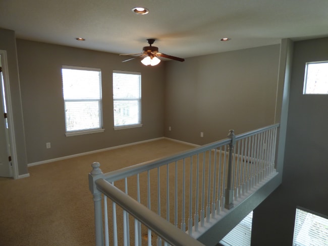 Building Photo - "Charming 3-Bed, 3-Bath Gem with 2604 Sq Ft of Comfort in Highlands Ranch!"