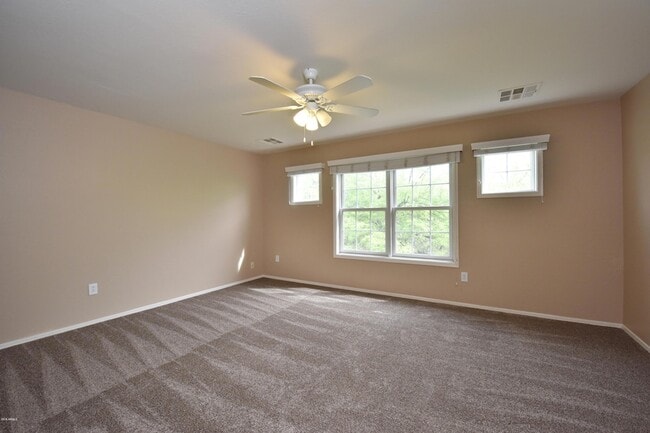 Building Photo - 4757 E Woodside Way