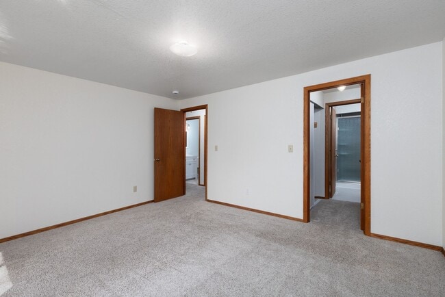 Building Photo - Charming 3-Bedroom Duplex Minutes from JBL...
