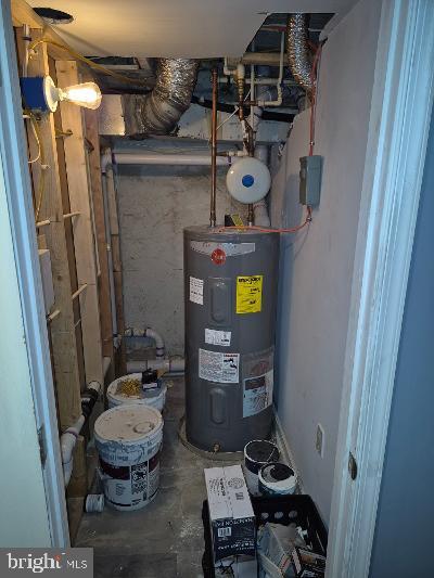 Building Photo - 2903 Jefferson St