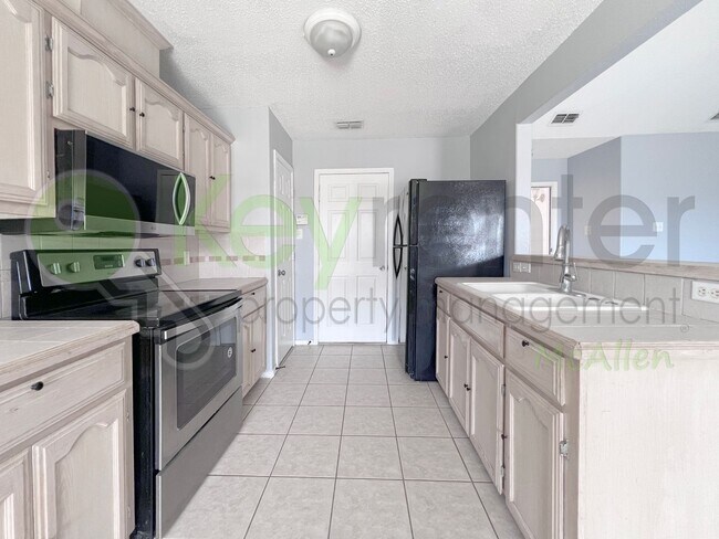 Building Photo - Beautiful 3bed/2bath Home in McAllen