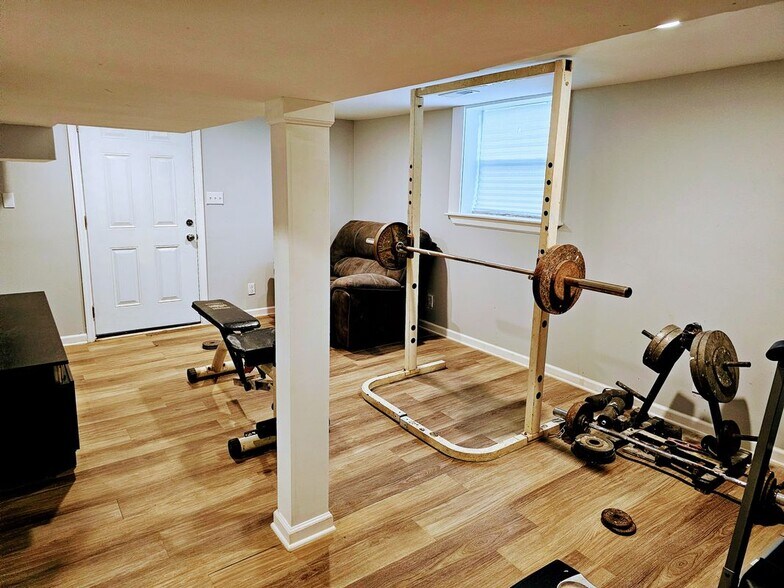 Building Photo - 7818 6th Ave S