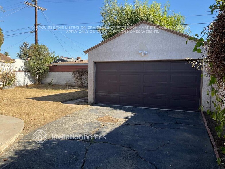 Building Photo - 6056 Bellaire Ave