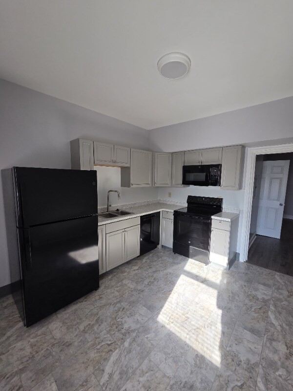 Building Photo - 32 N Earl St