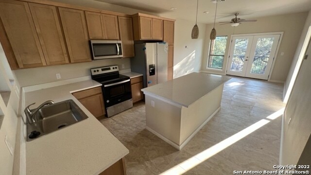 Building Photo - 14751 Old Bandera Rd