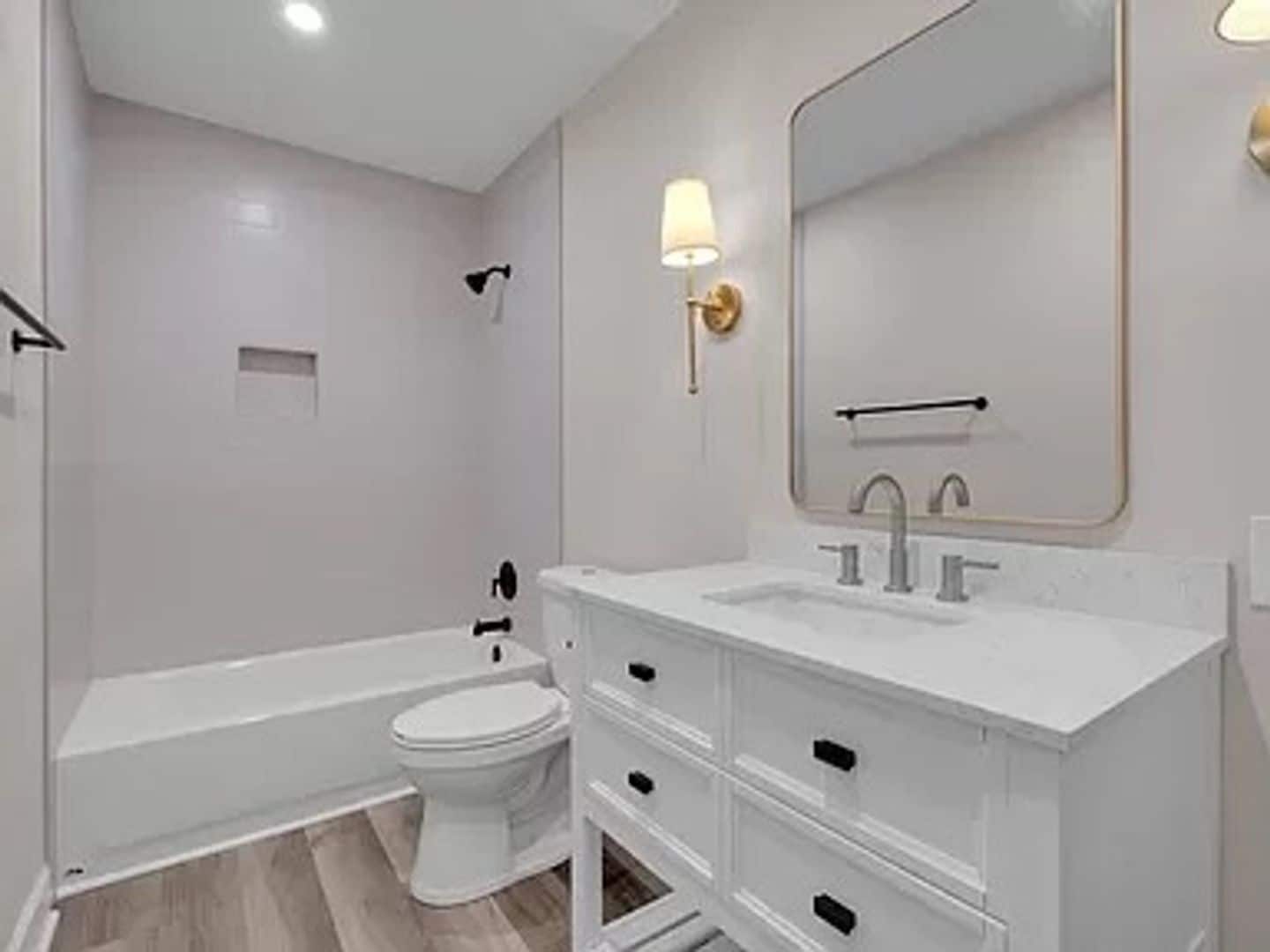 Building Photo - 2034 Harold Ct