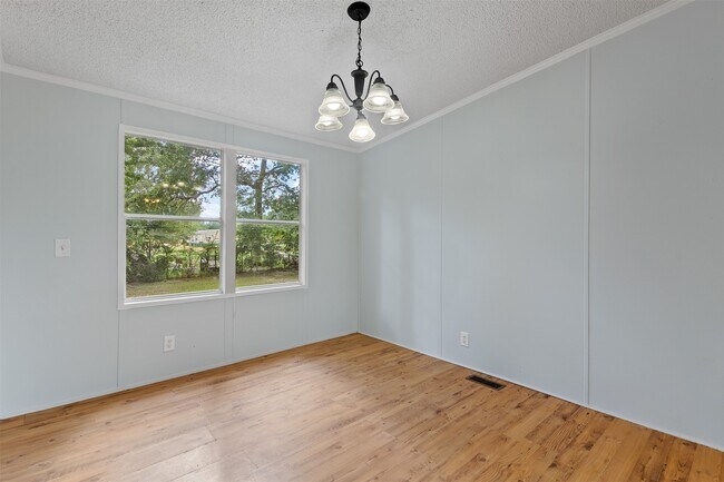 Building Photo - 3756 Hickory Ln