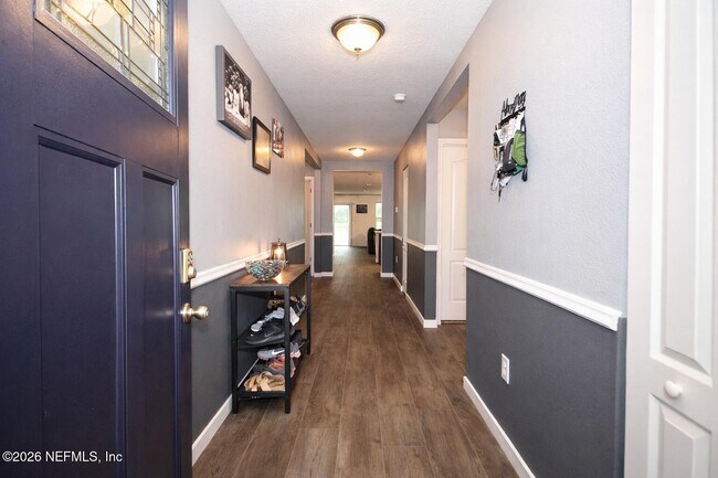 Building Photo - 3554 Shiner Dr