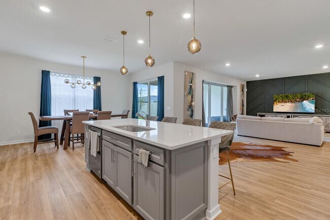 Building Photo - 5674 Arborvista Dr