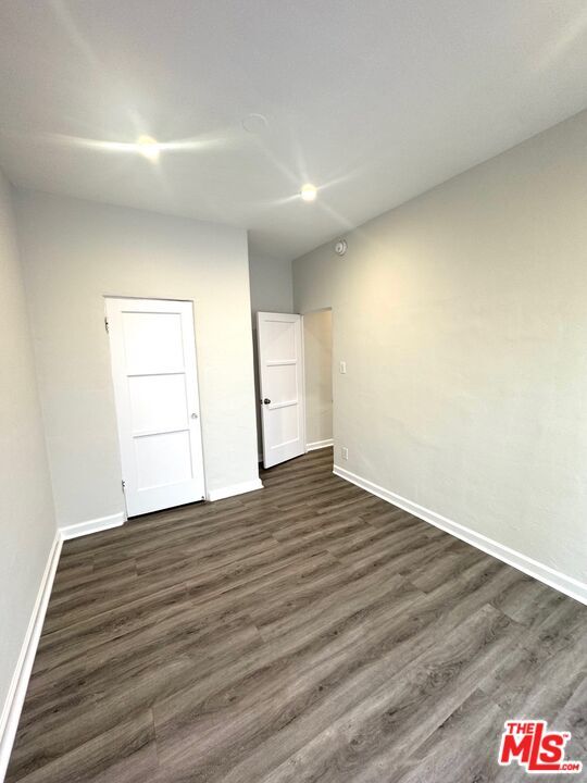 Building Photo - 163 N Clark Dr